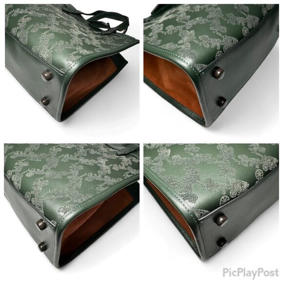 COACH Field Tote 22 with Horse and Carriage Shoulder/Crossbody Bag, Green, NWOT - Picture 8 of 13